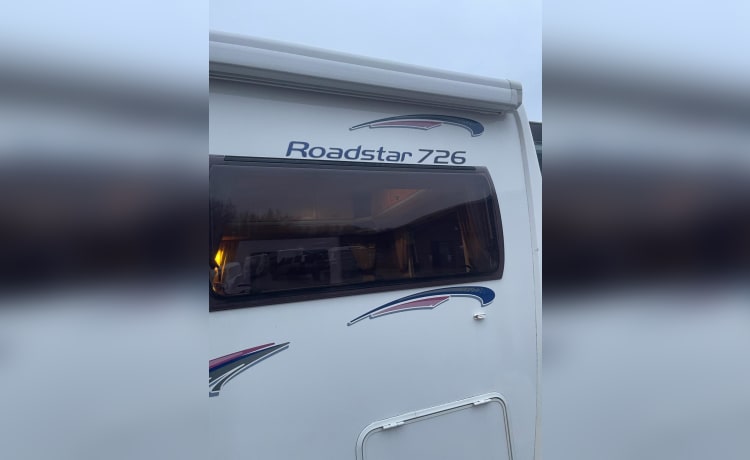 polly – 6 berth Fiat semi-integrated from 2008