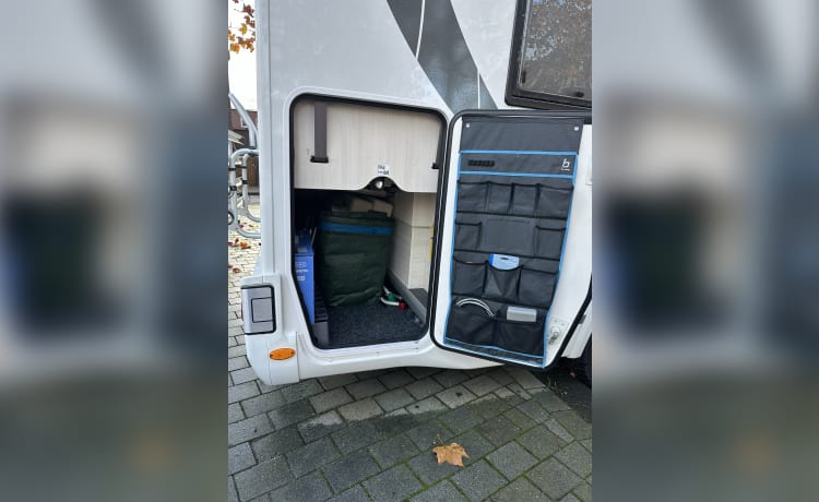 6p Chausson semi-integrated uit 2020