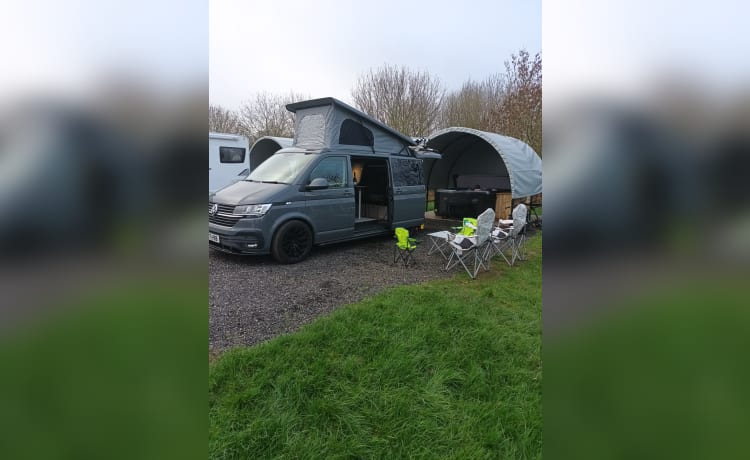 Legend – 4 berth Volkswagen campervan from 2021