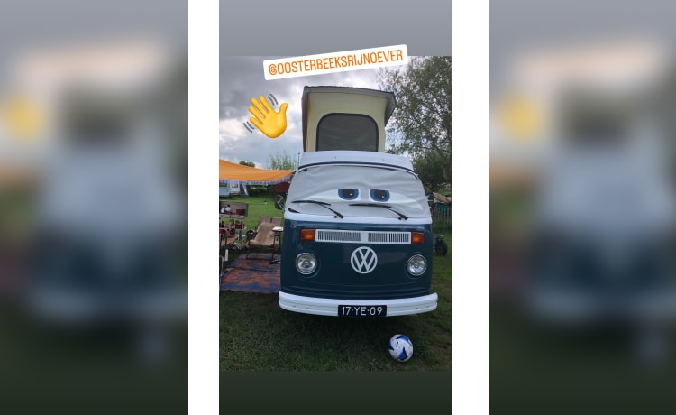 Corrie – 4p Volkswagen campervan uit 1975