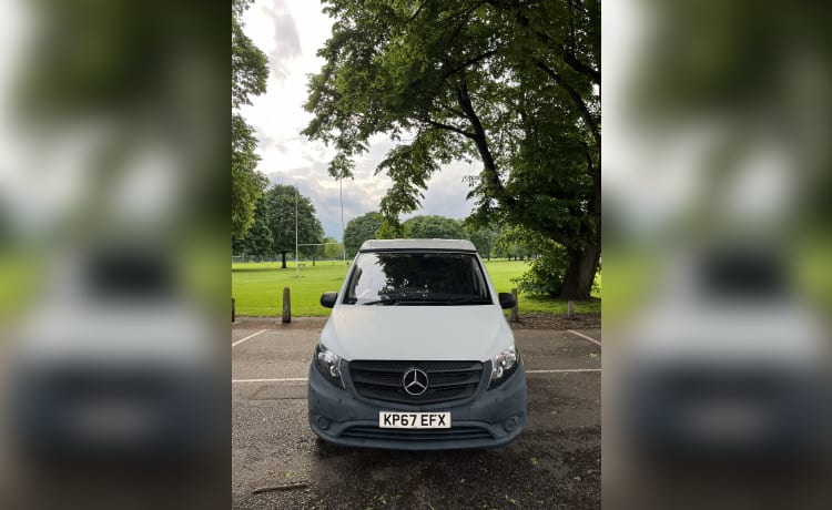 Vera – 4 berth Mercedes-Benz campervan from 2017