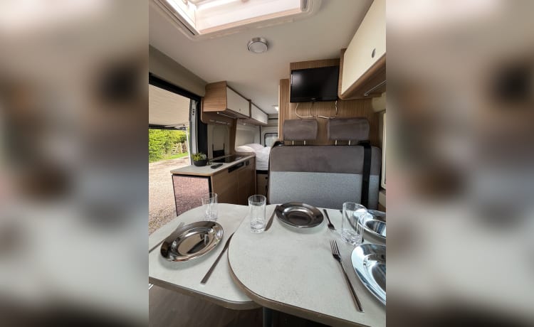 Kylie – 4 berth Fiat campervan (2021) 