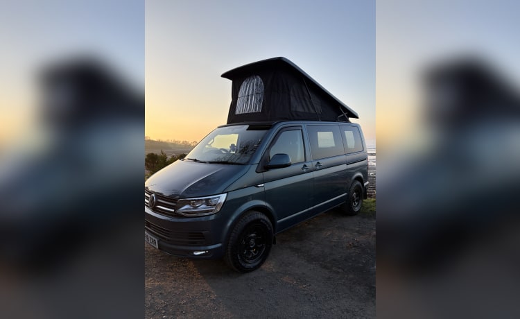 Green machine – Insurance included automatic gearbox Vw from Edinburgh airport 