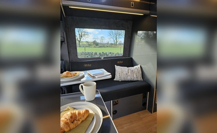 Beresford – 2 berth Mercedes-Benz campervan