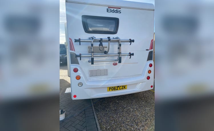 Elsie – Luxury motorhome includes insurance and breakdown 