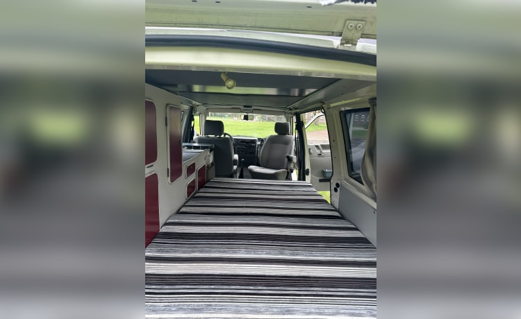 het witte schaap – 4p Volkswagen campervan uit 1997