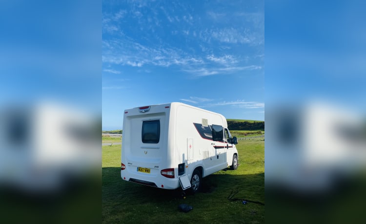 Pearl  – Fabulous 2 berth Swift Rio 310 