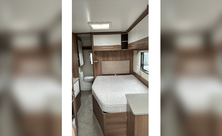 4 berth Bailey semi-integrated from 2021