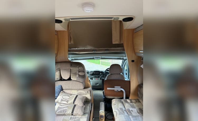 5 berth Ace Adventurer 635EK