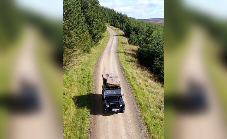 STEVENSON – Land Rover-dakdak met 3 slaapplaatsen uit 2012