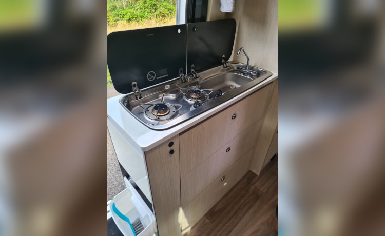 Camperlife – 4p Chausson bus uit 2019