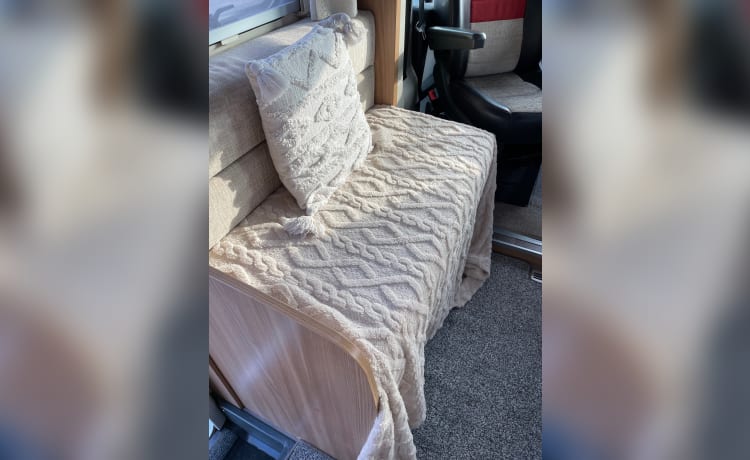 Elba – Bel camper Bailey 2 posti letto 2016