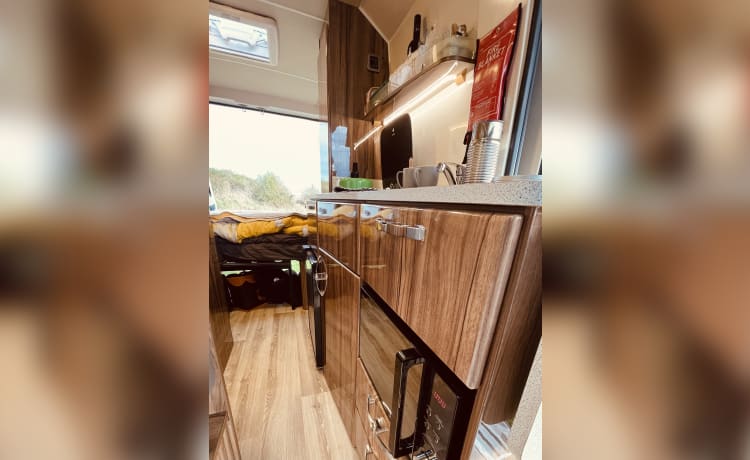 Coopers Camper – Coopers 4 Birth Peugeot Boxer Camper for rent.   