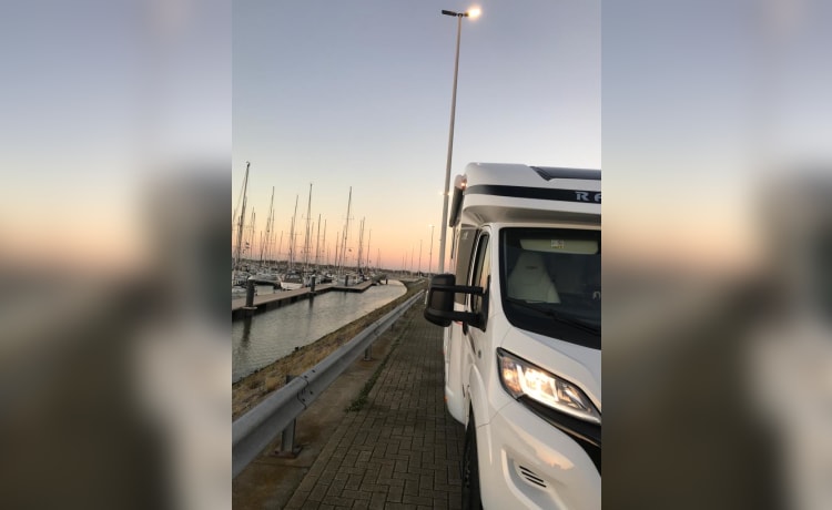 Le voyageur du pêcheur – 4p Fiat semi-integrated uit 2024