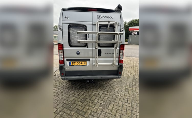 Globecar – 2p Dethleffs bus uit 2007