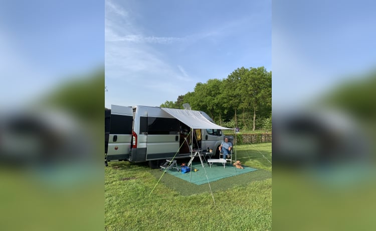 Kamper Deluxe – 3p Cool Fiat Ducato lui-même camping-car