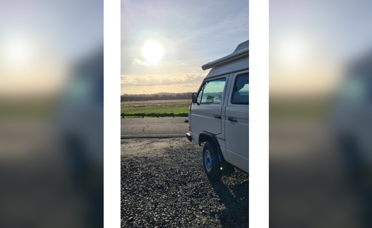 Rika – Vw T3/T25 Syncro 4x4 from £103pn