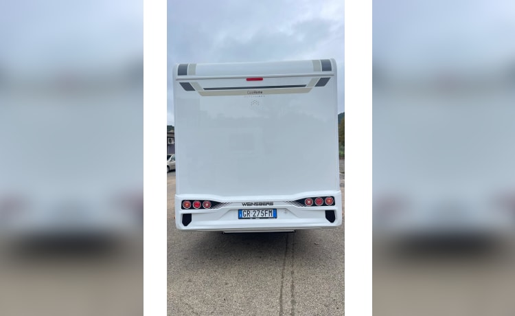 ITA CAMPER – Neuer Dachboden-Wohnmobil – 6 Sitzplätze