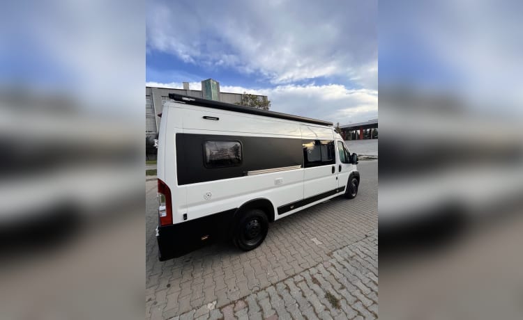 5 sterren camper :) – 4p Camper voor de echte avontuur liefhebbers