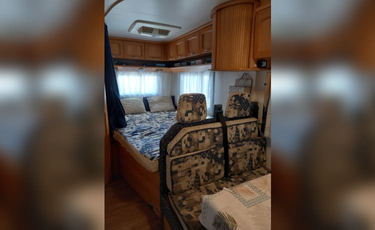  MIMI – MOTORHOME RENTAL