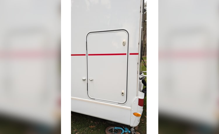 The Beast – 6p Alcove Sunlight Camper '19