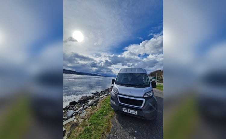 Neave – 3 berth Peugeot campervan from 2014