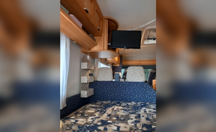  MIMI – NOLEGGIO CAMPER