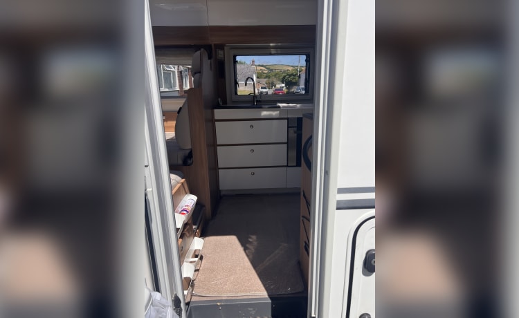 Bailey – 4 berth Bailey motorhome