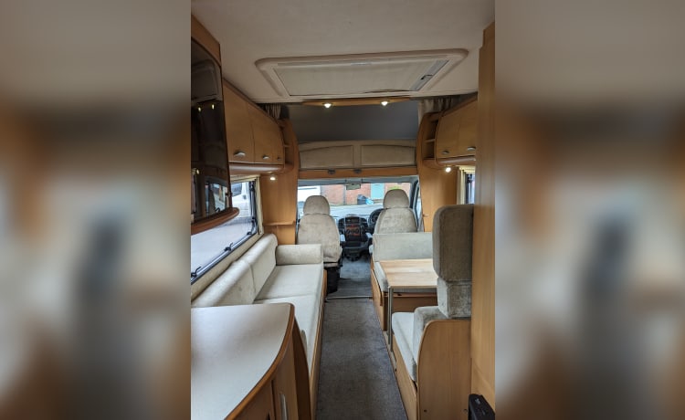 Millie – Family motorhome in great condition