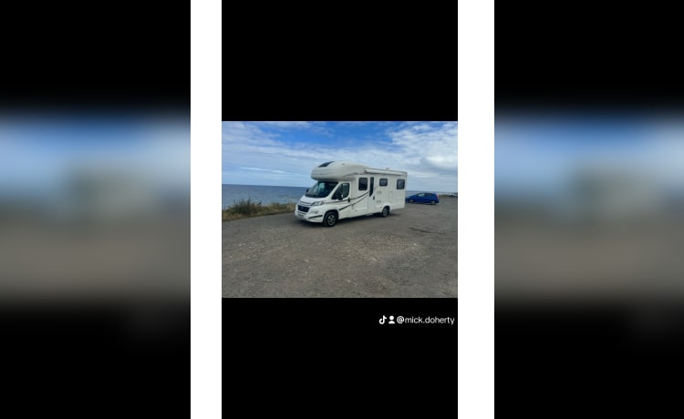 carrie  – 6 berth 4 belt autotrail tribute gt very spacious with two living areas 