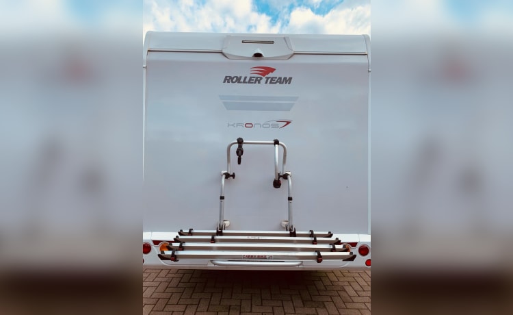 Holiday Adventure – 4p Roller Team semi-integrated uit 2022