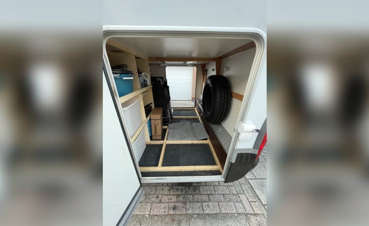 Sun traveller – Super nette en complete 6p Knaus alkoof bj 2005