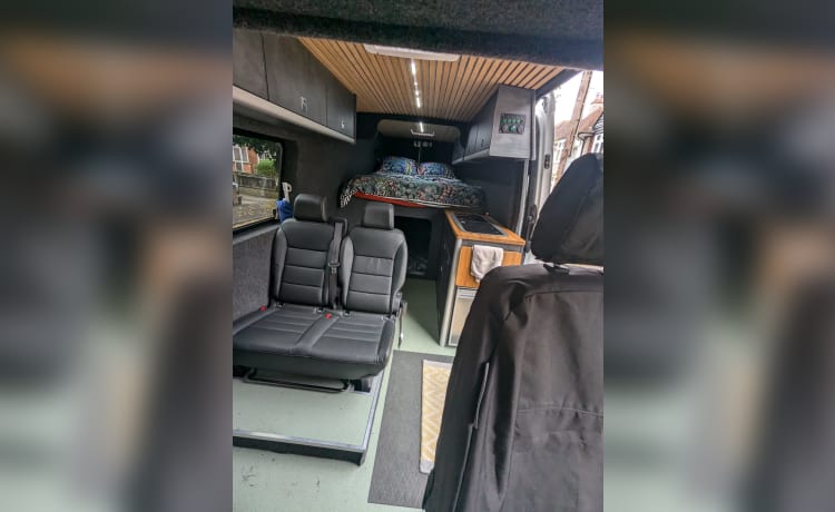 Sobo Sprinter – 4 berth Mercedes-Benz bus from 2013