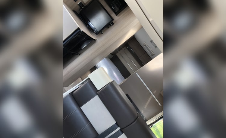 4 berth Ford semi-integrated from 2016