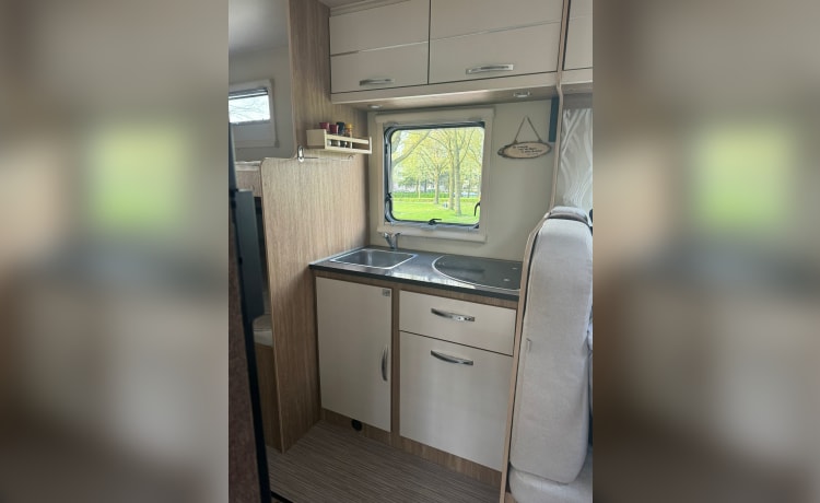 Tante Truus – 6p lovely family Fiat alcove from 2019