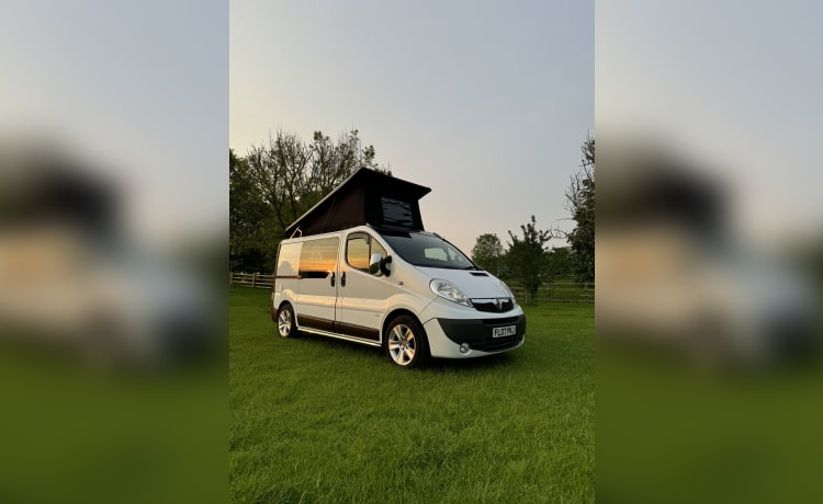 4 berth Vauxhall campervan 