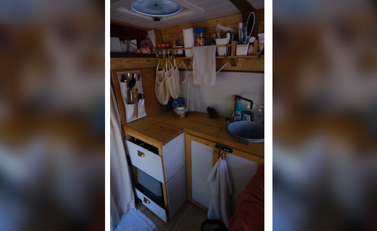 George  – Beautiful hand built Campervan