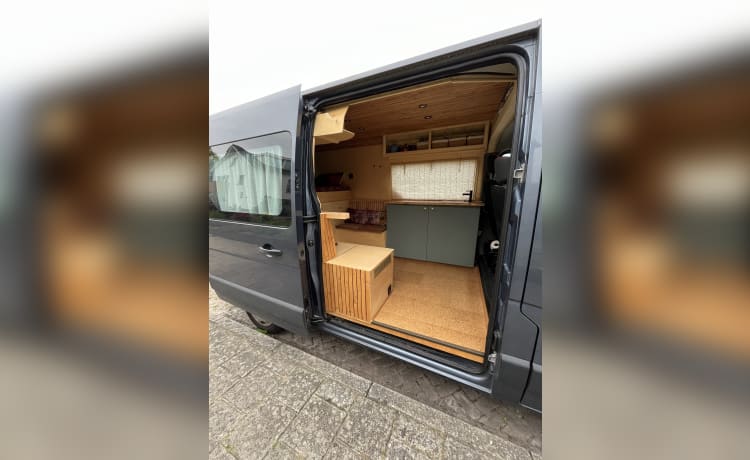 2P Compacte gezellige zelfbouw camper