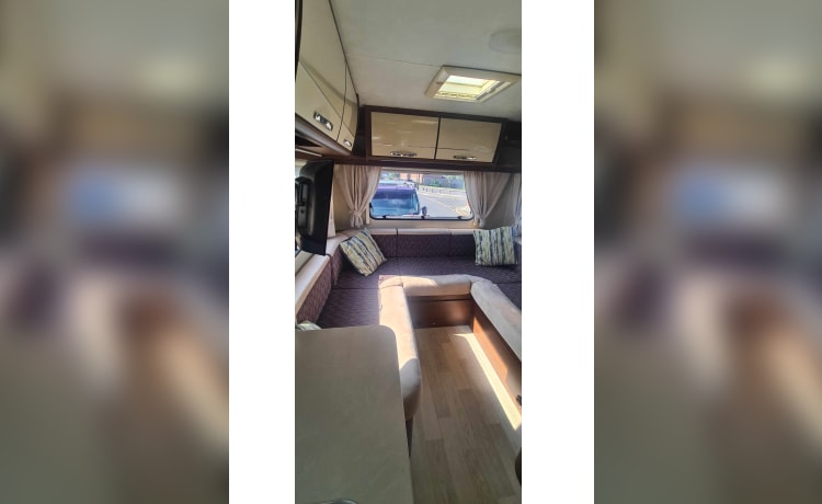 Marlene – 6 Berth Fiat Roller Team 746