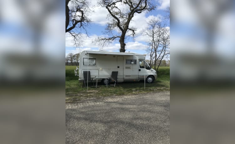 Fiat Ducato 2.5 Turbo diesel.   – 2p Fiat semi-intégré de 1997