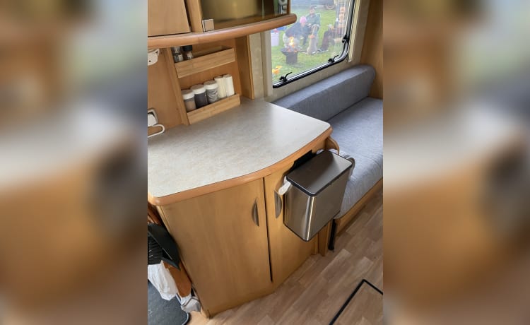 Molly – 2 berth Fiat bus from 2005