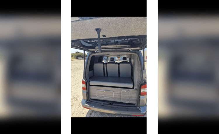 Cool Journeys – VW T5 4 posti letto LWB Auto Sporty Camper