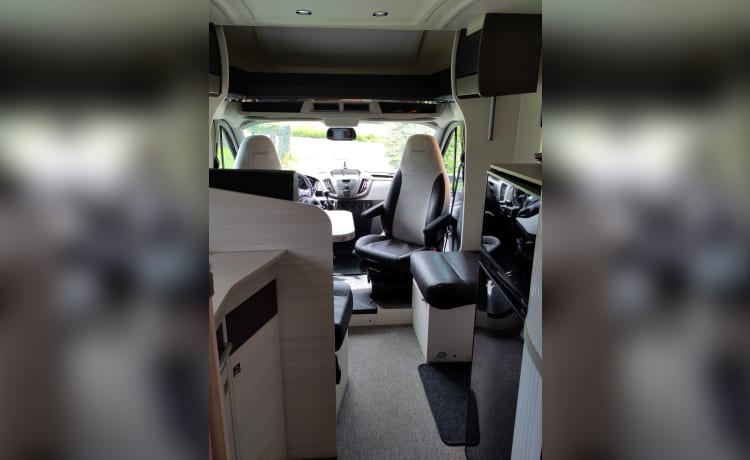 Welcome to our Chausson semi-integrated