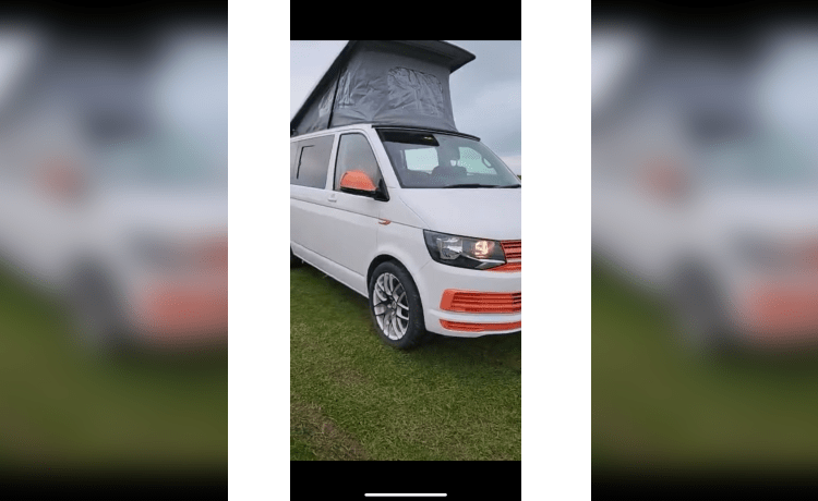 Ginger – 4 berth Volkswagen campervan from 2016