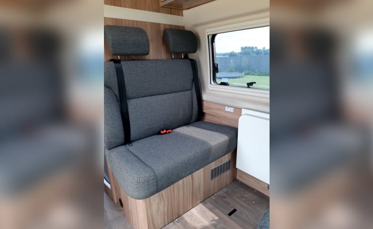 4p Hymer Grand Canyon buscamper uit 2021