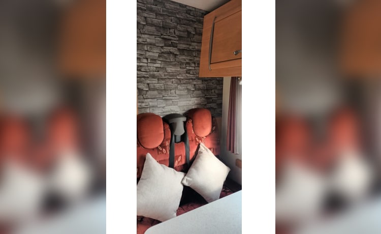 6 berth Ford alcove from 2007