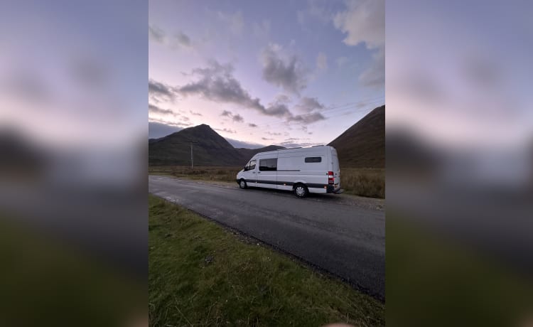 Lil Jem – *OFF GRID* Tiny Home -2 berth Mercedes Sprinter