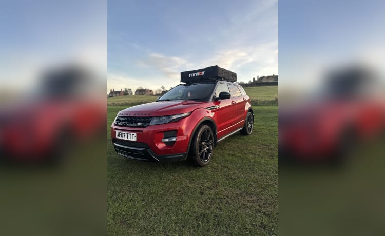 Dora the explorer  – 2-persoons Land Rover Evoque met tentbox