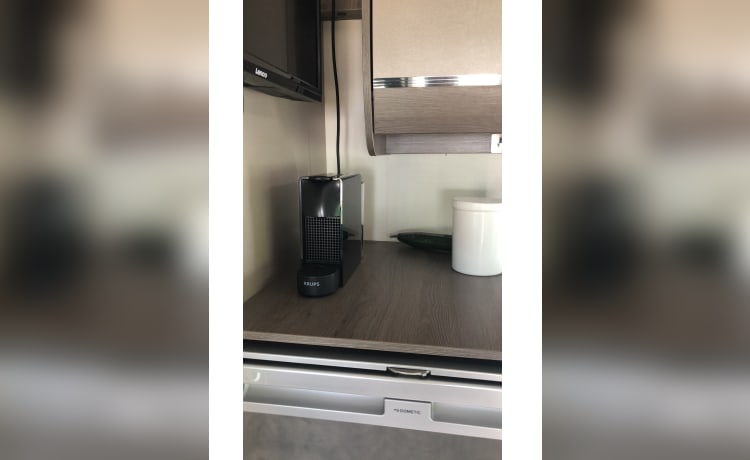 Semi-integrated camper from 2019