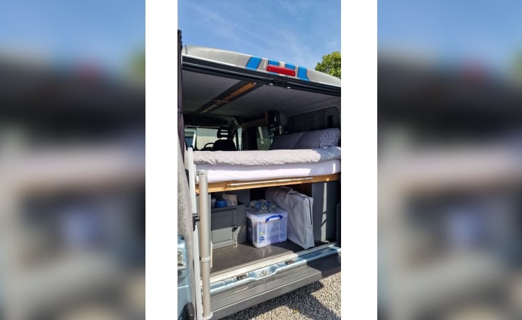 Camper Peugeot Boxer con 2 posti letto